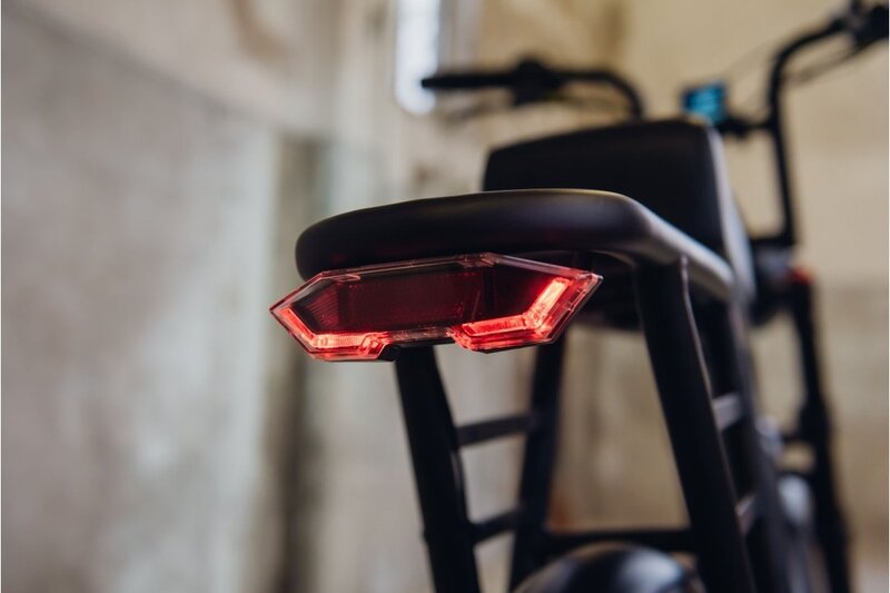 Astonic Earth Extended detail