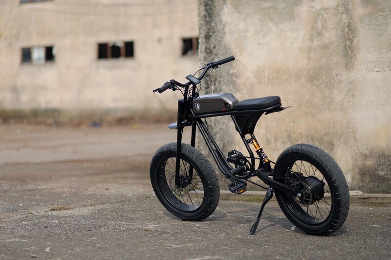 Bold Motorbikes MX250 detail